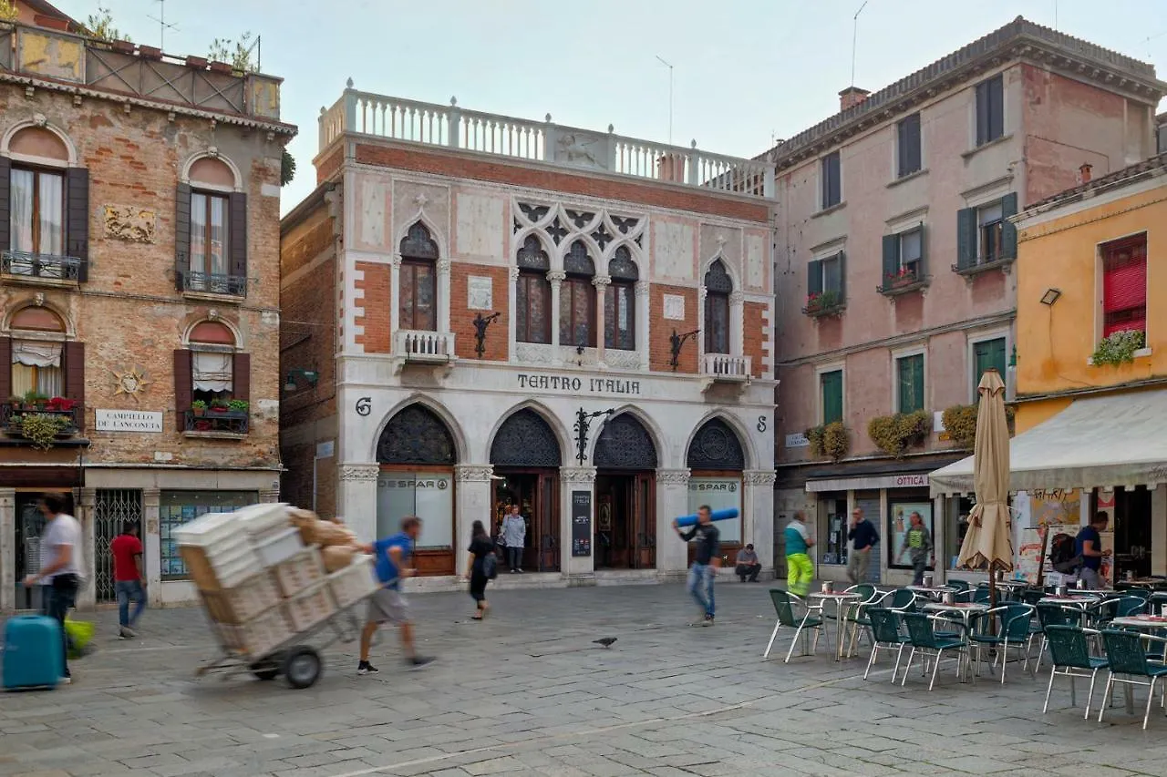 piccola corte Venezia